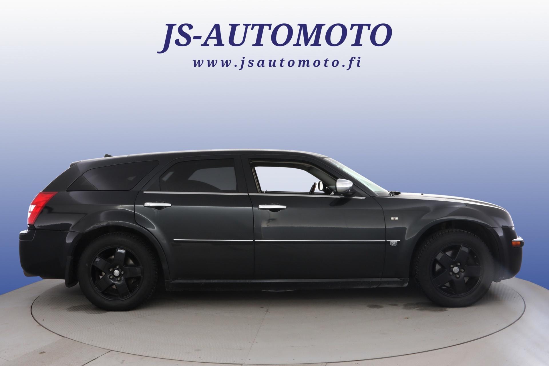 Chrysler 300C 5.7 Hemi AWD 2006, kuva 2/24