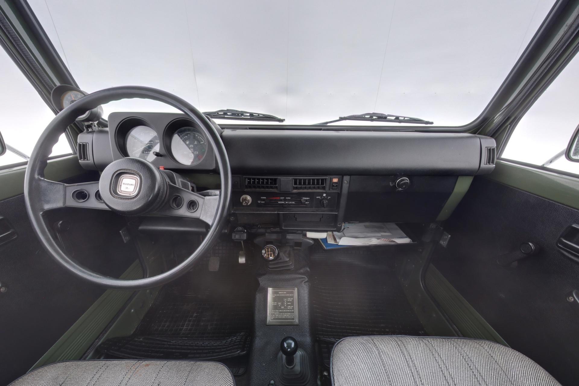 Suzuki SJ410 1982, kuva 7/20