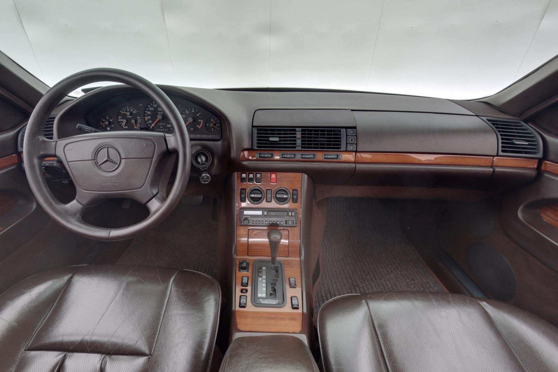 Mercedes-Benz S 400 SE 4.2 V8 1992, kuva 7/17