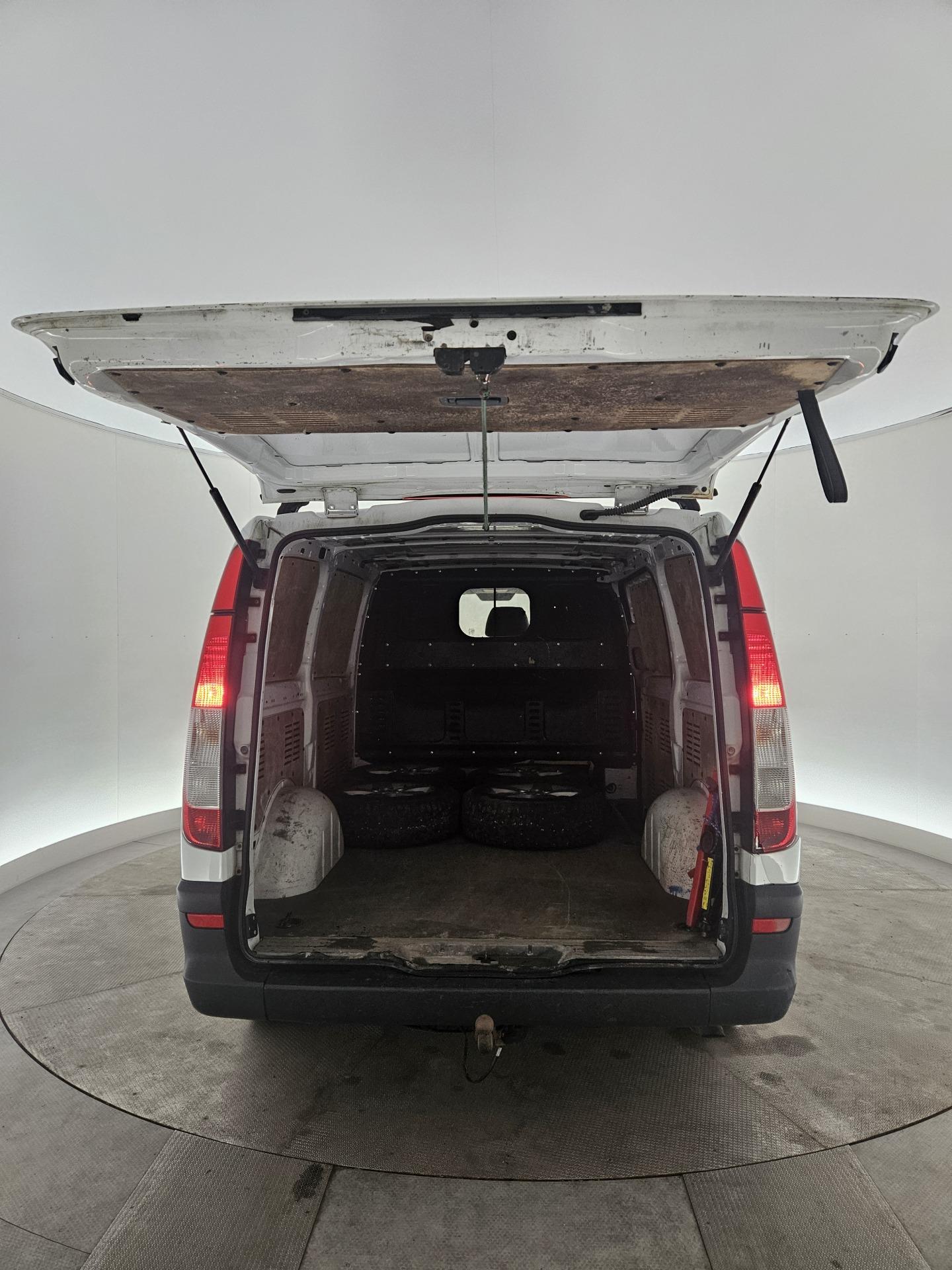 Mercedes-Benz Vito 111CDI man 2009, photo 7/24