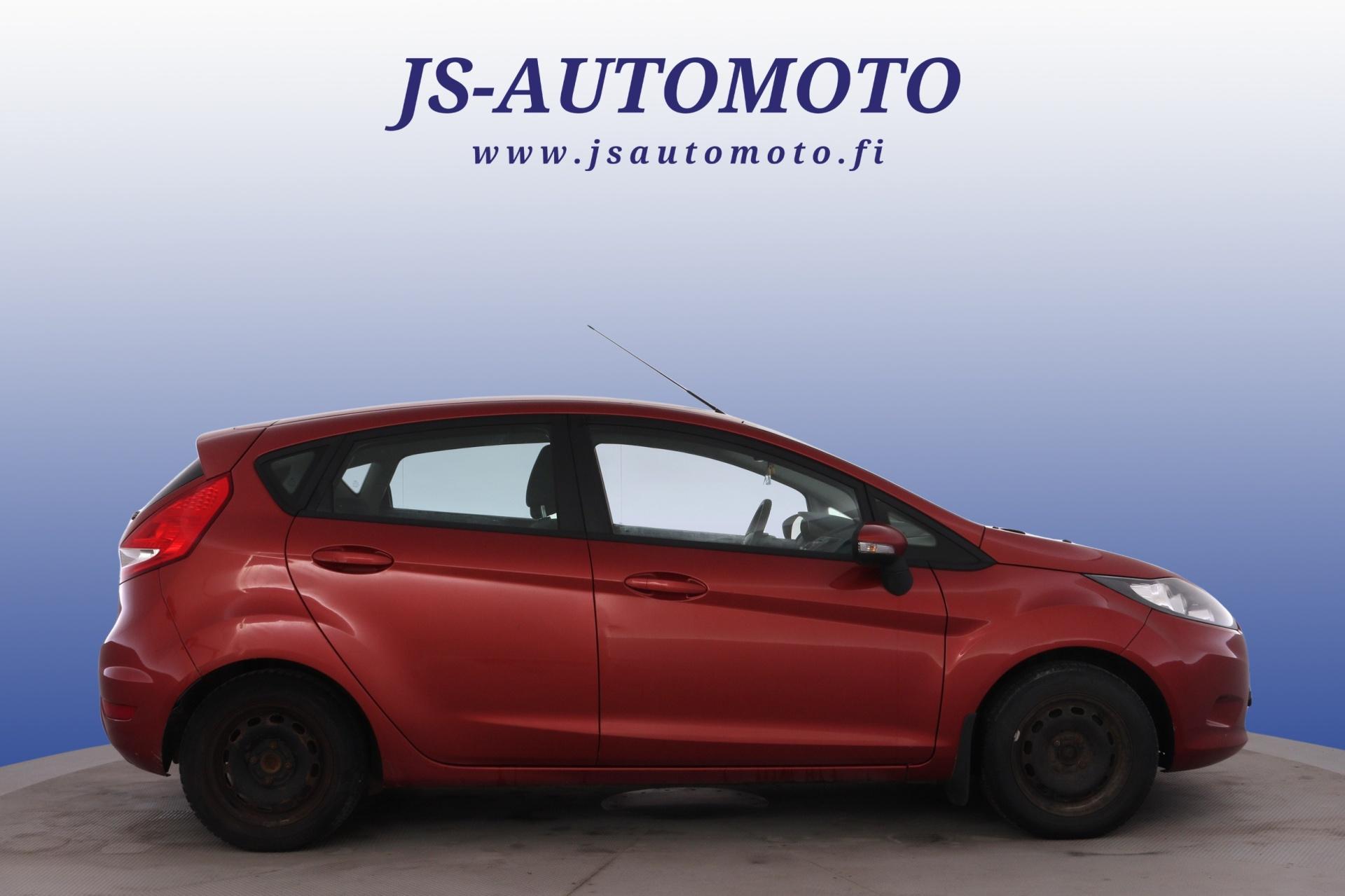 Ford Fiesta 1.6 TDCi Man 90hv 2010, kuva 2/22