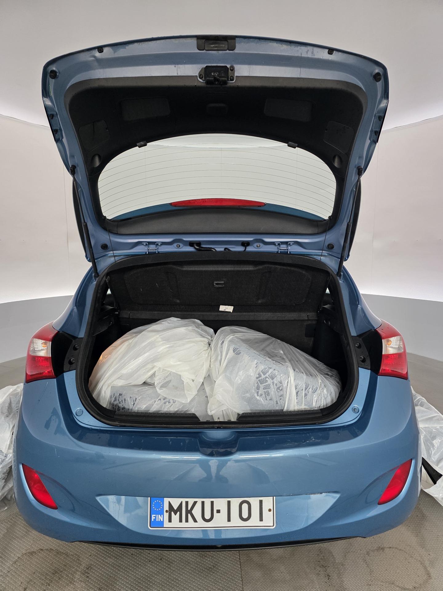 Hyundai i30 5-ovi 1.4 CVVT 100hv Man 2012, kuva 7/24