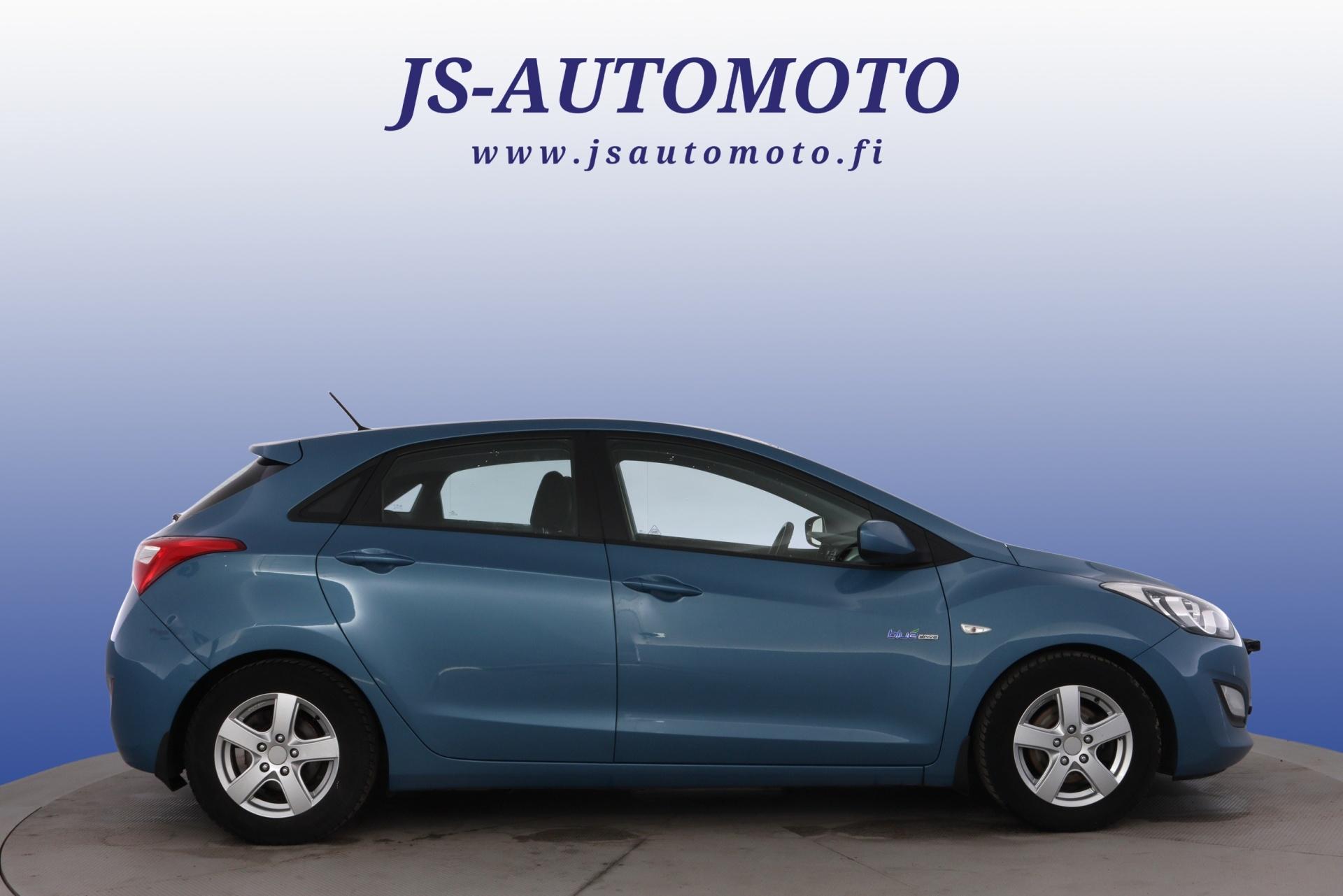 Hyundai i30 5-ovi 1.4 CVVT 100hv Man 2012, kuva 2/24