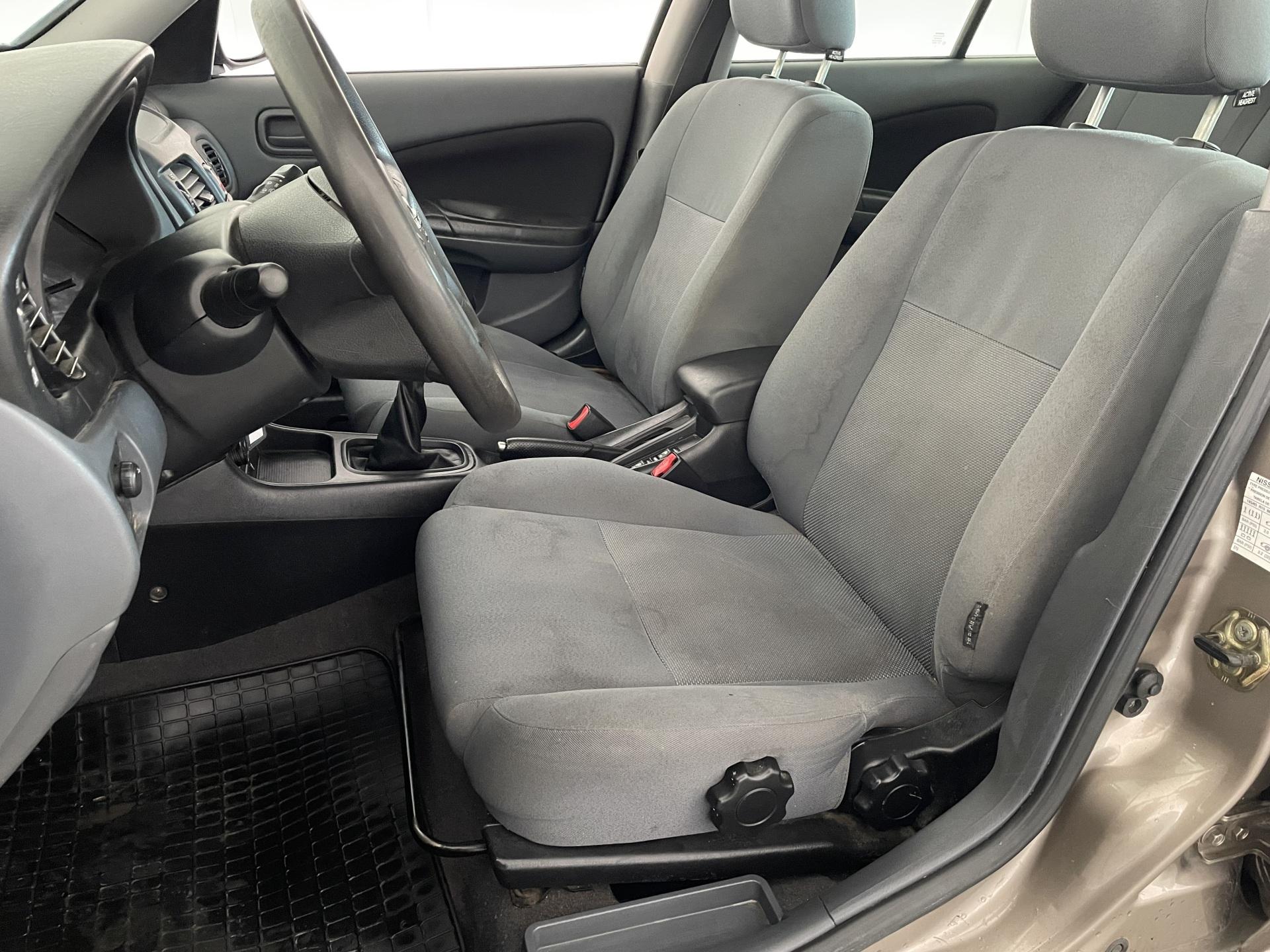 Nissan Almera 1.5i Man 2007, kuva 7/24
