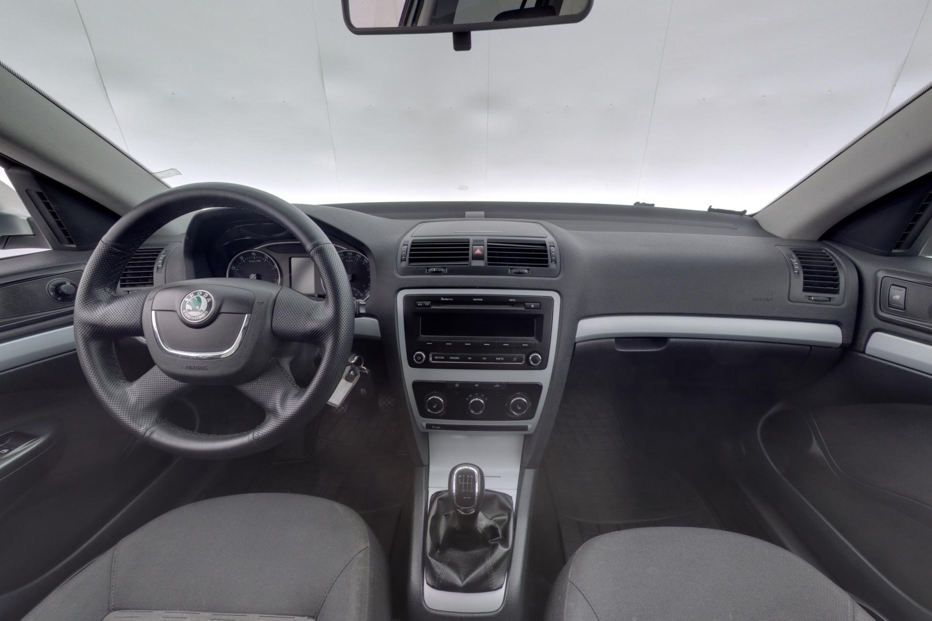 Skoda Octavia 1.4 TSI 2011, photo 7/24