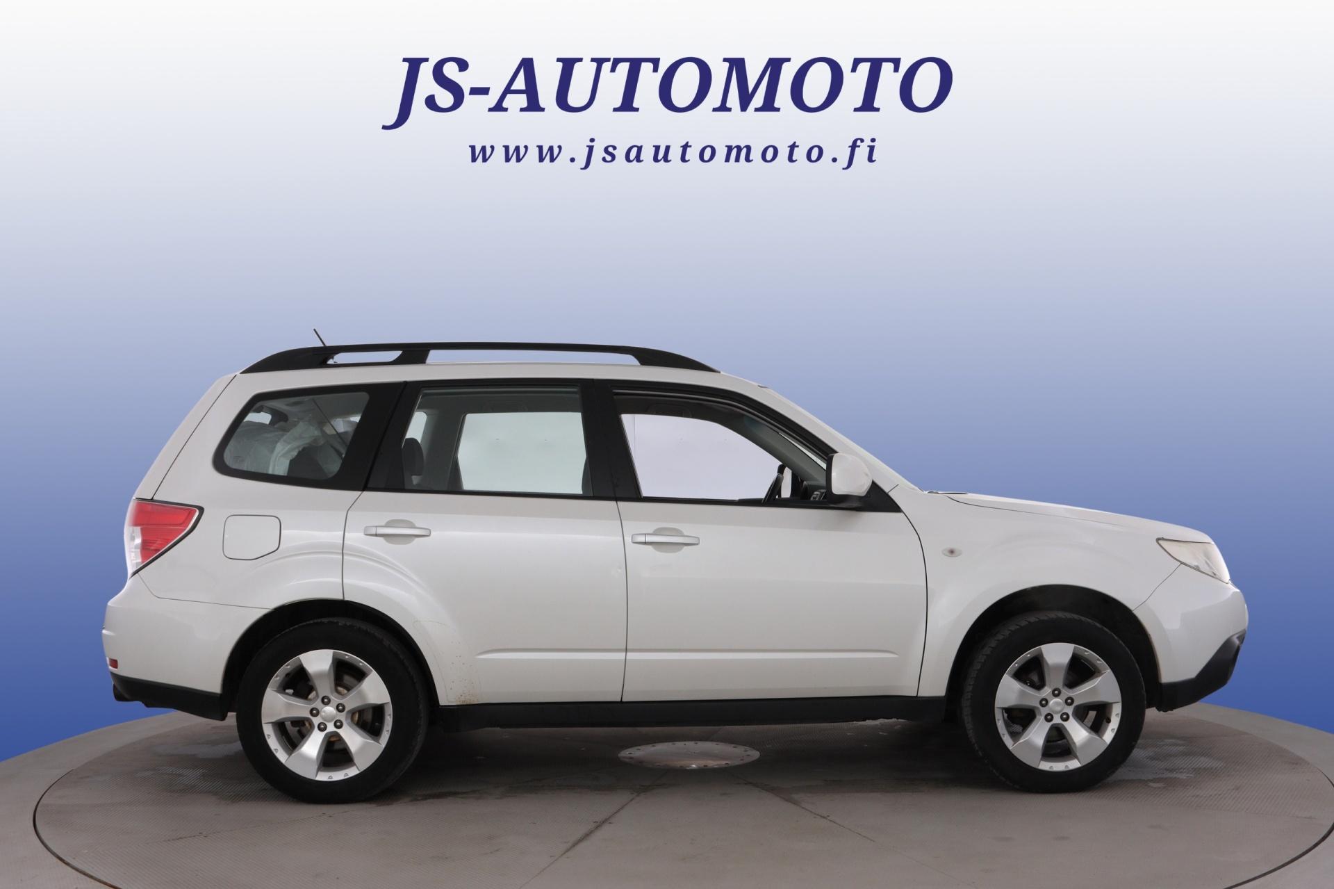 Subaru Forester 2.0 XS AT Business 2011, kuva 2/24