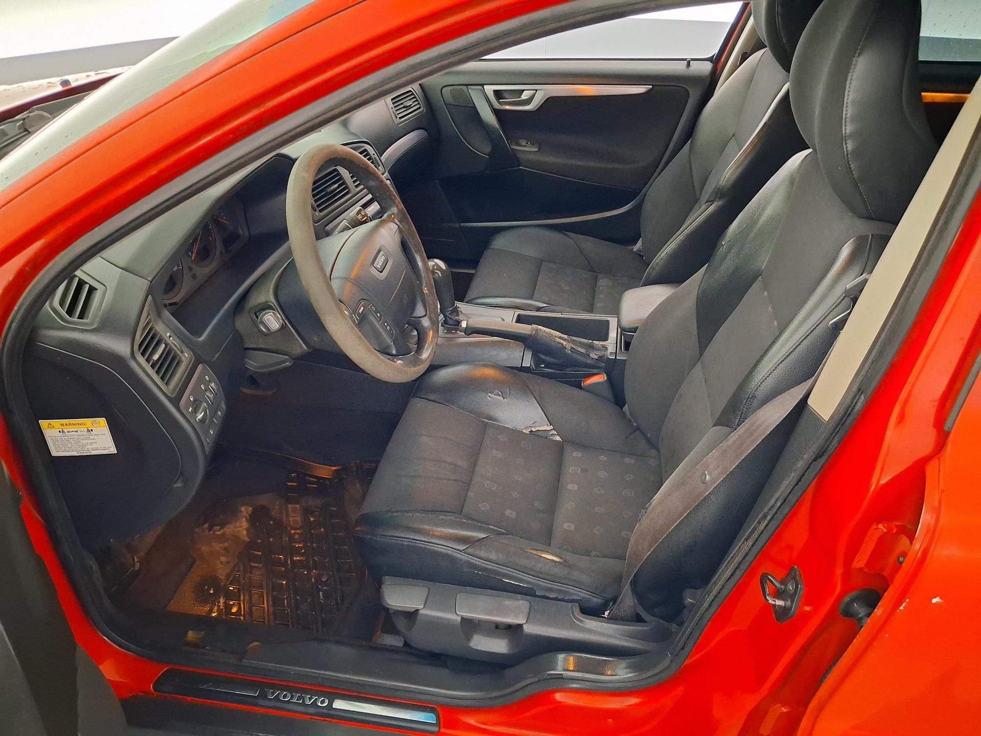 Volvo V70 Aut 130hv 2002, kuva 7/24