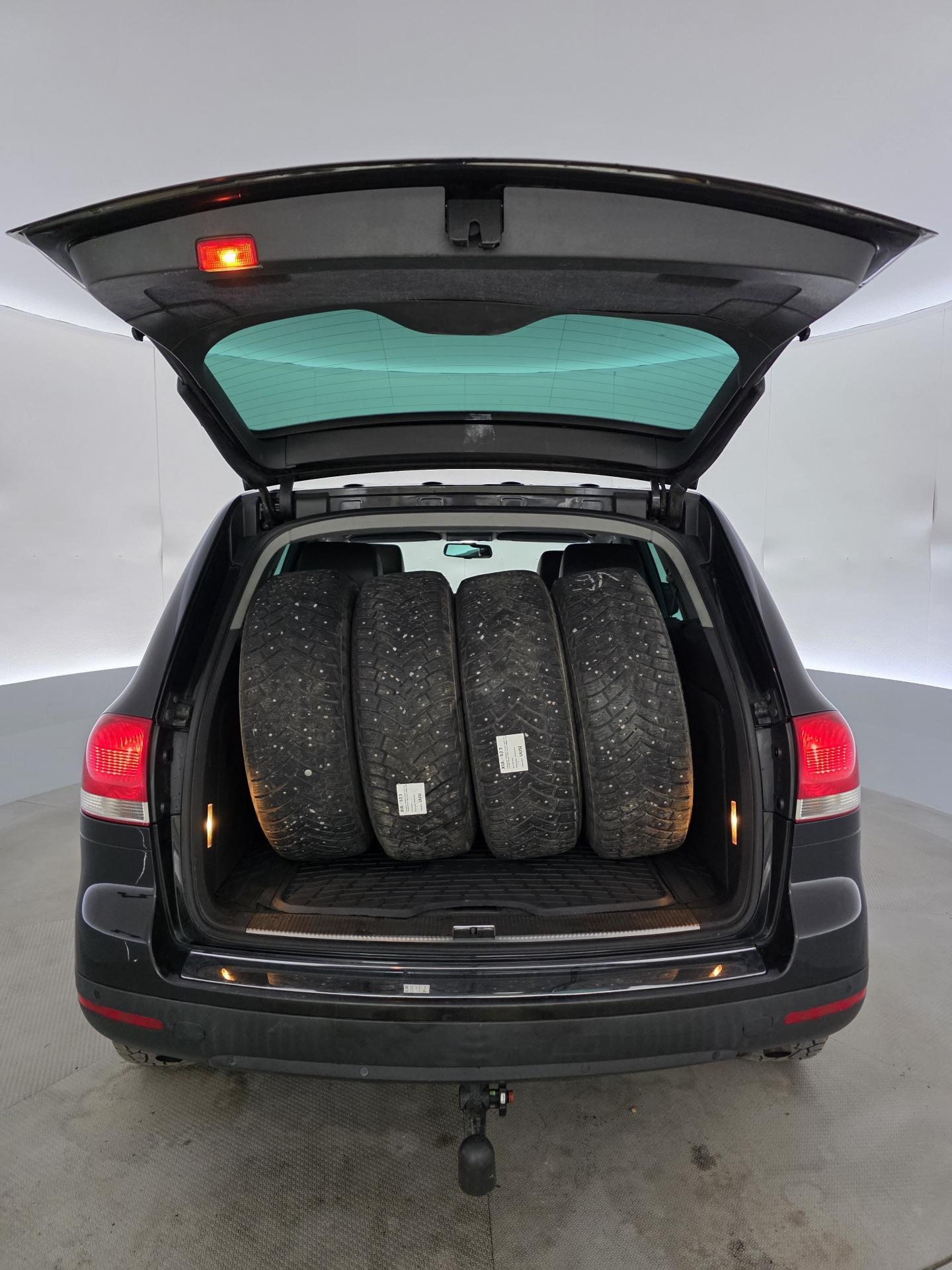 Volkswagen Touareg 2.5 TDI Tiptronic 2007, kuva 7/24