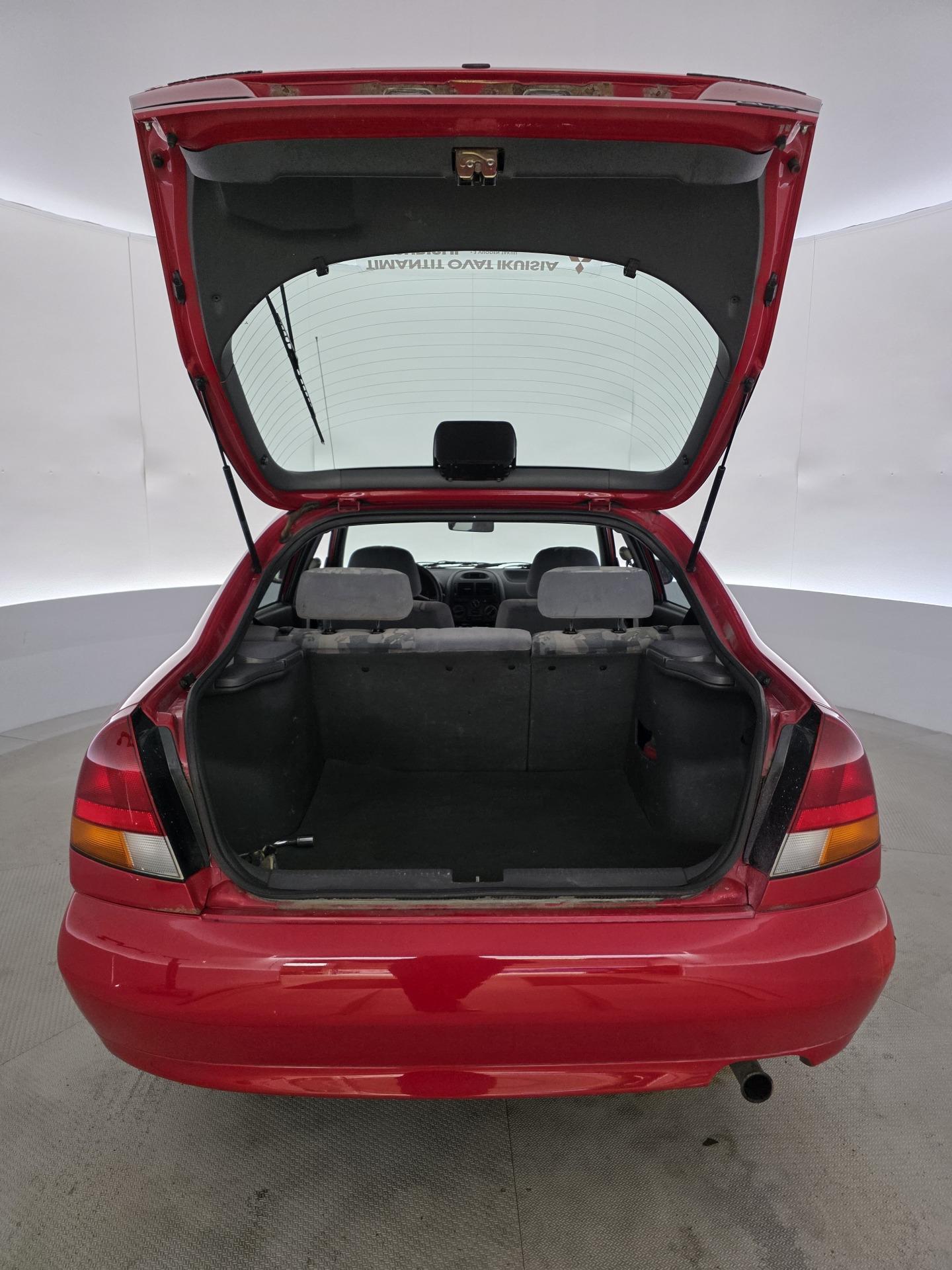 Mitsubishi Carisma 1,6GLX Automaatti 1997, photo 7/24