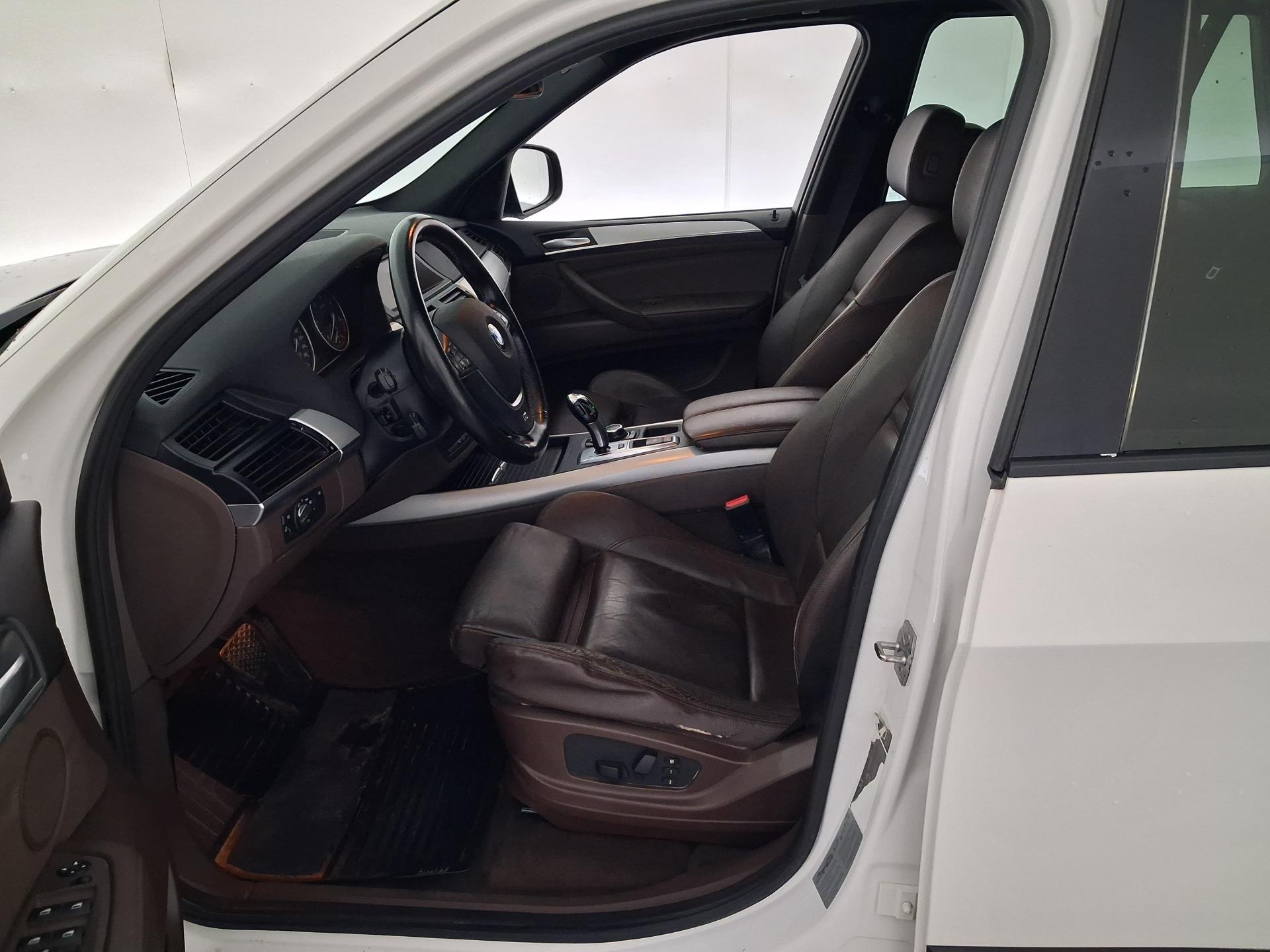 BMW X5 xDrive30d 235hv 2010, photo 7/24