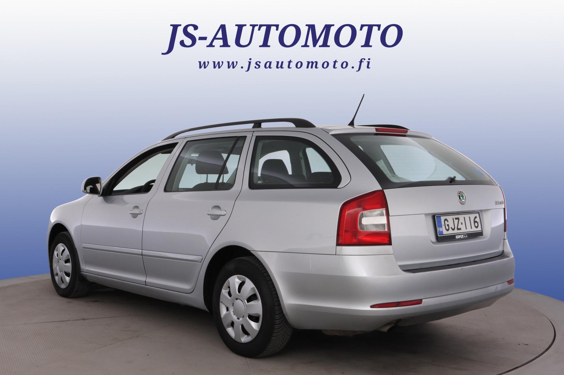 Skoda Octavia 1.2 TSI DSG-Aut. 2011, kuva 4/6