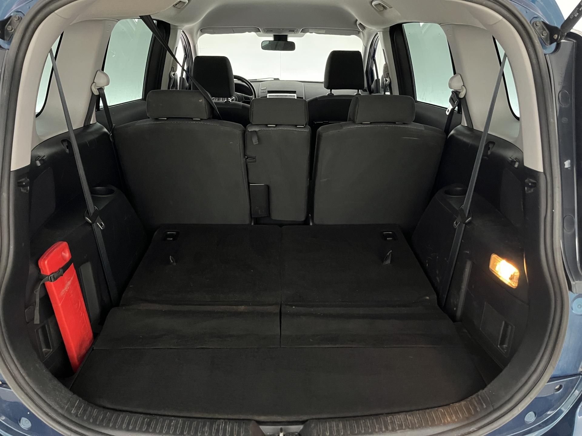 Mazda 5 Mazda 5 2.0 MZR 145hv 7-hlö 2005, kuva 7/24