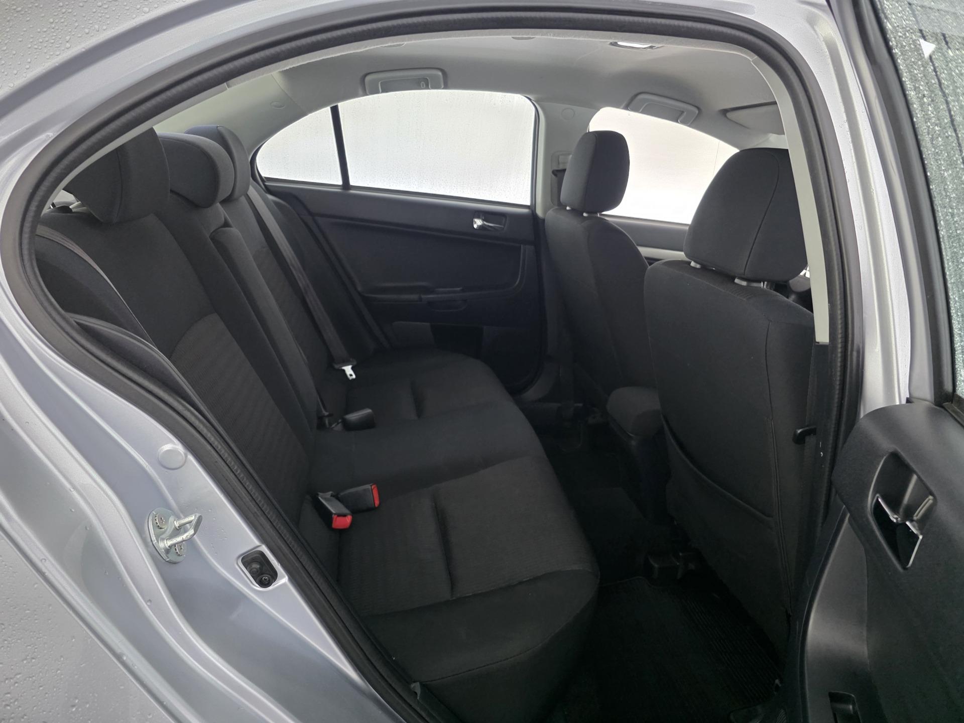 Mitsubishi Lancer 2013, kuva 6/24
