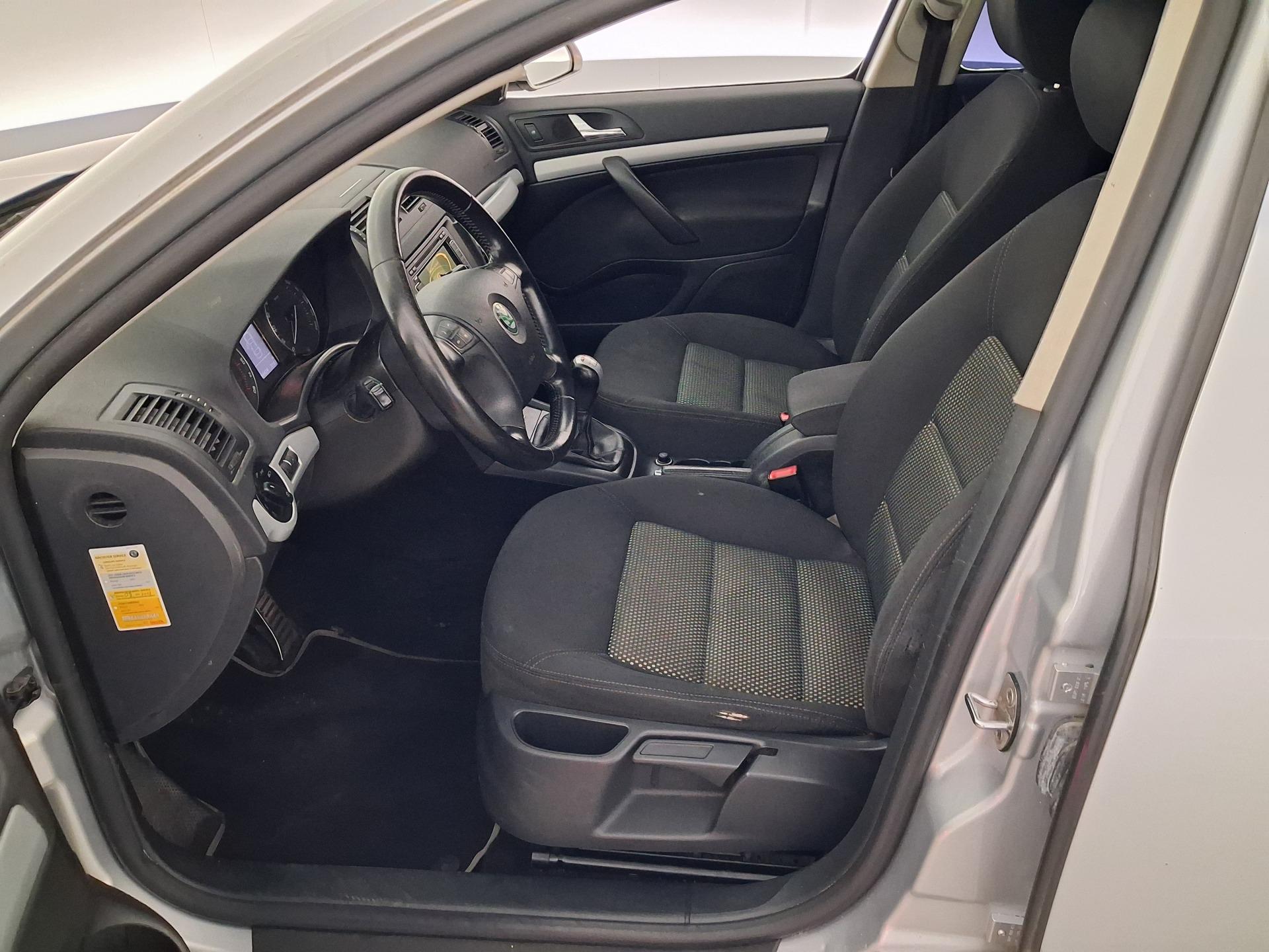 Skoda Octavia 2008, photo 7/24