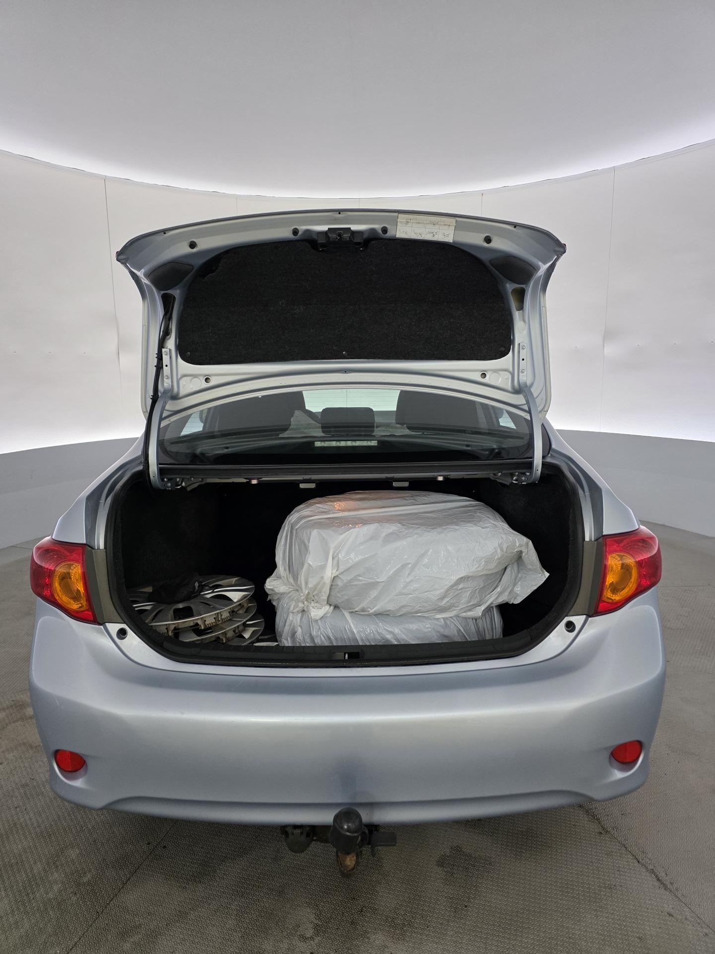 Toyota Corolla 1,4D4-D Linea sol sedan 2010, kuva 7/24