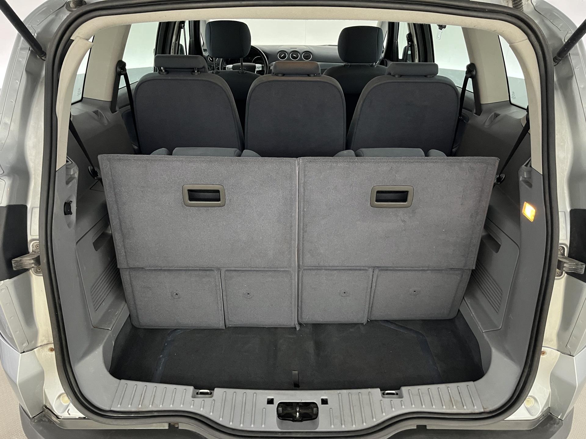 Ford S-MAX 2.0 Trend 145hv 7-paikkainen 2006, kuva 7/23