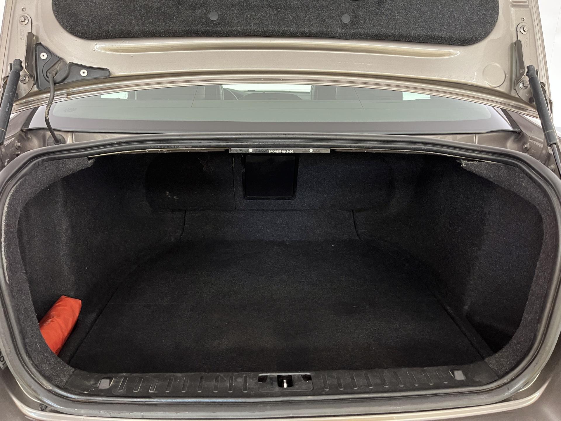 Volvo S80 2,4D Summum Aut 2007, kuva 7/24