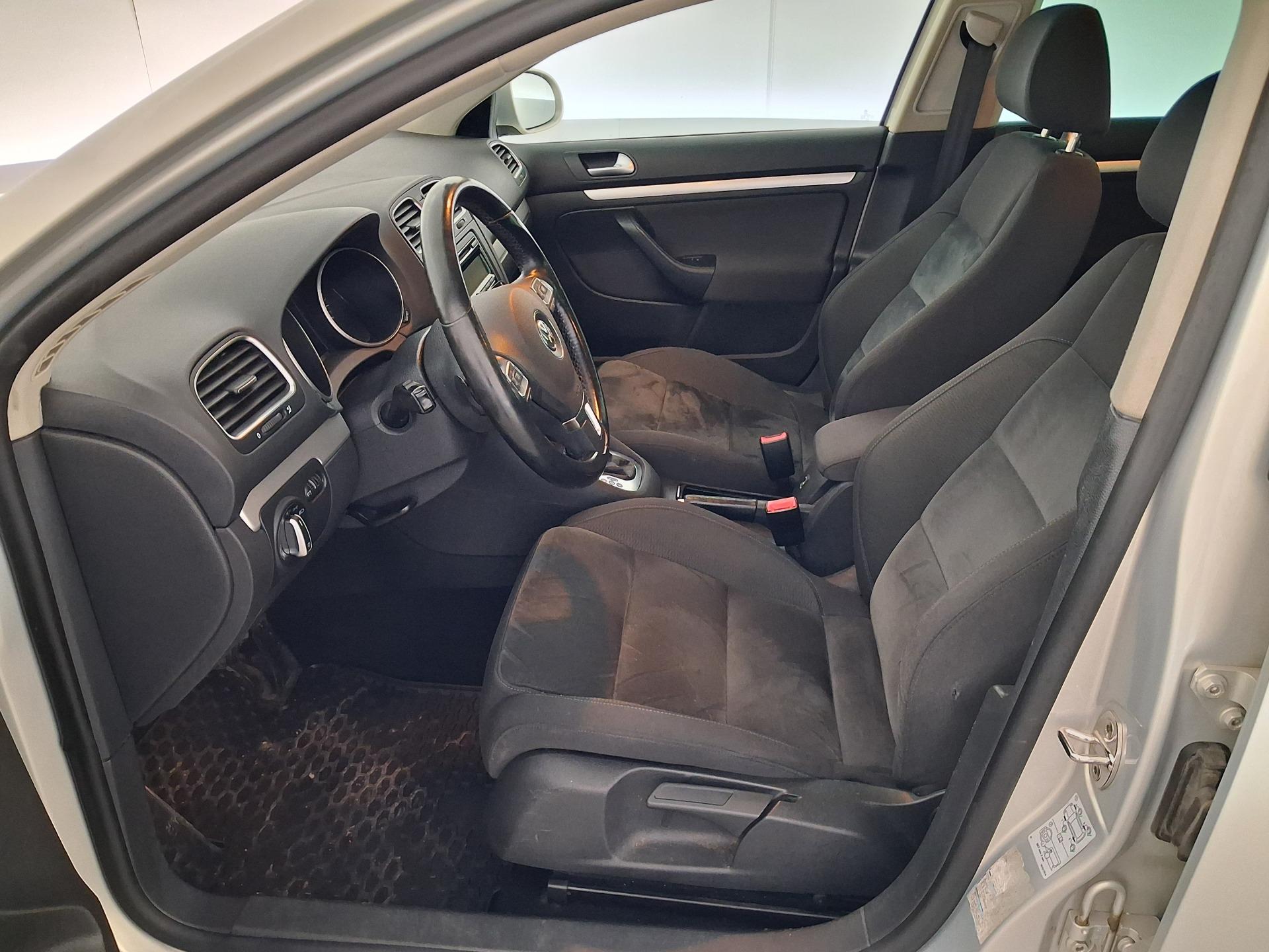 Volkswagen Golf 2011, kuva 2/24