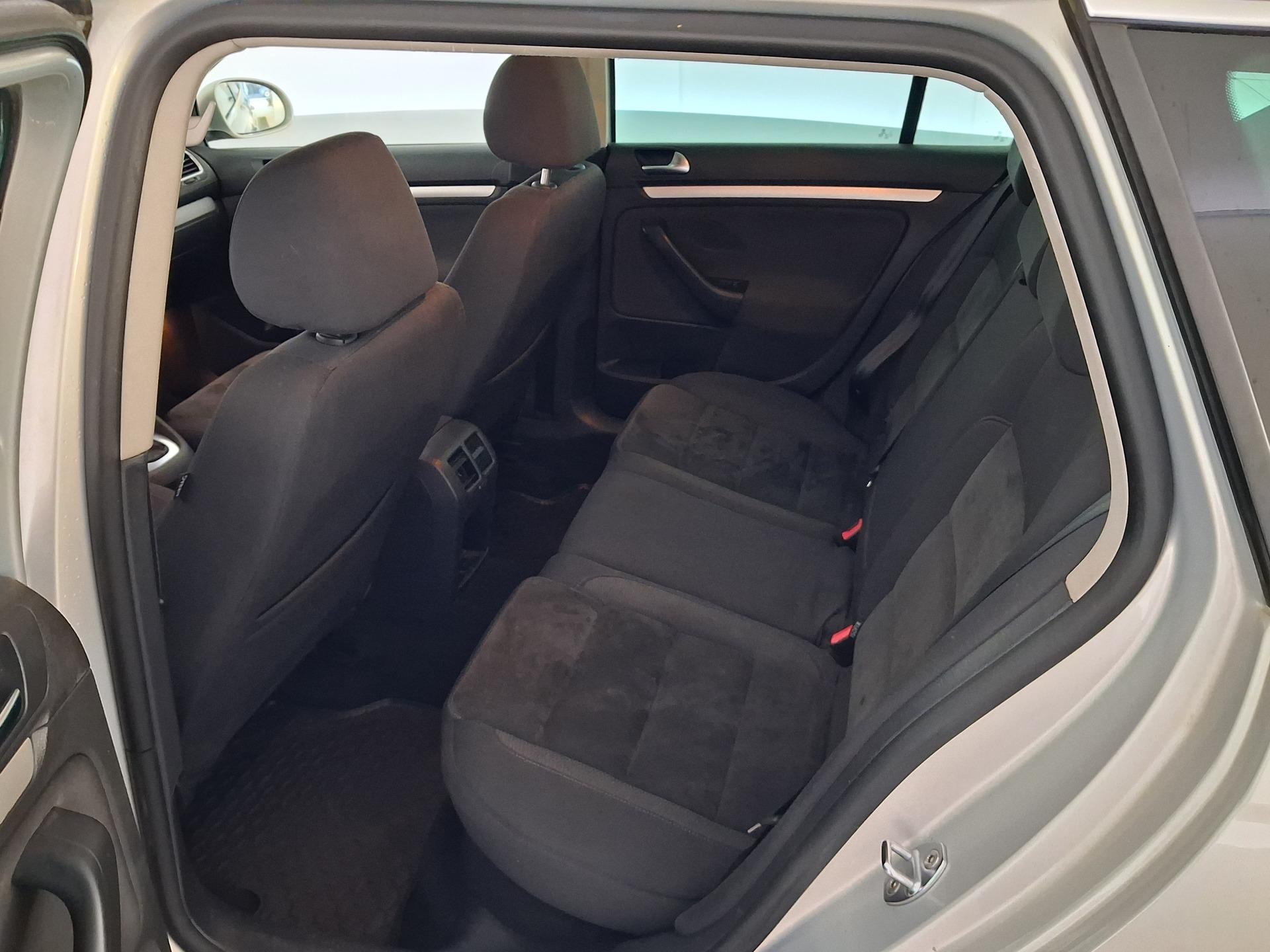 Volkswagen Golf 2011, kuva 3/24