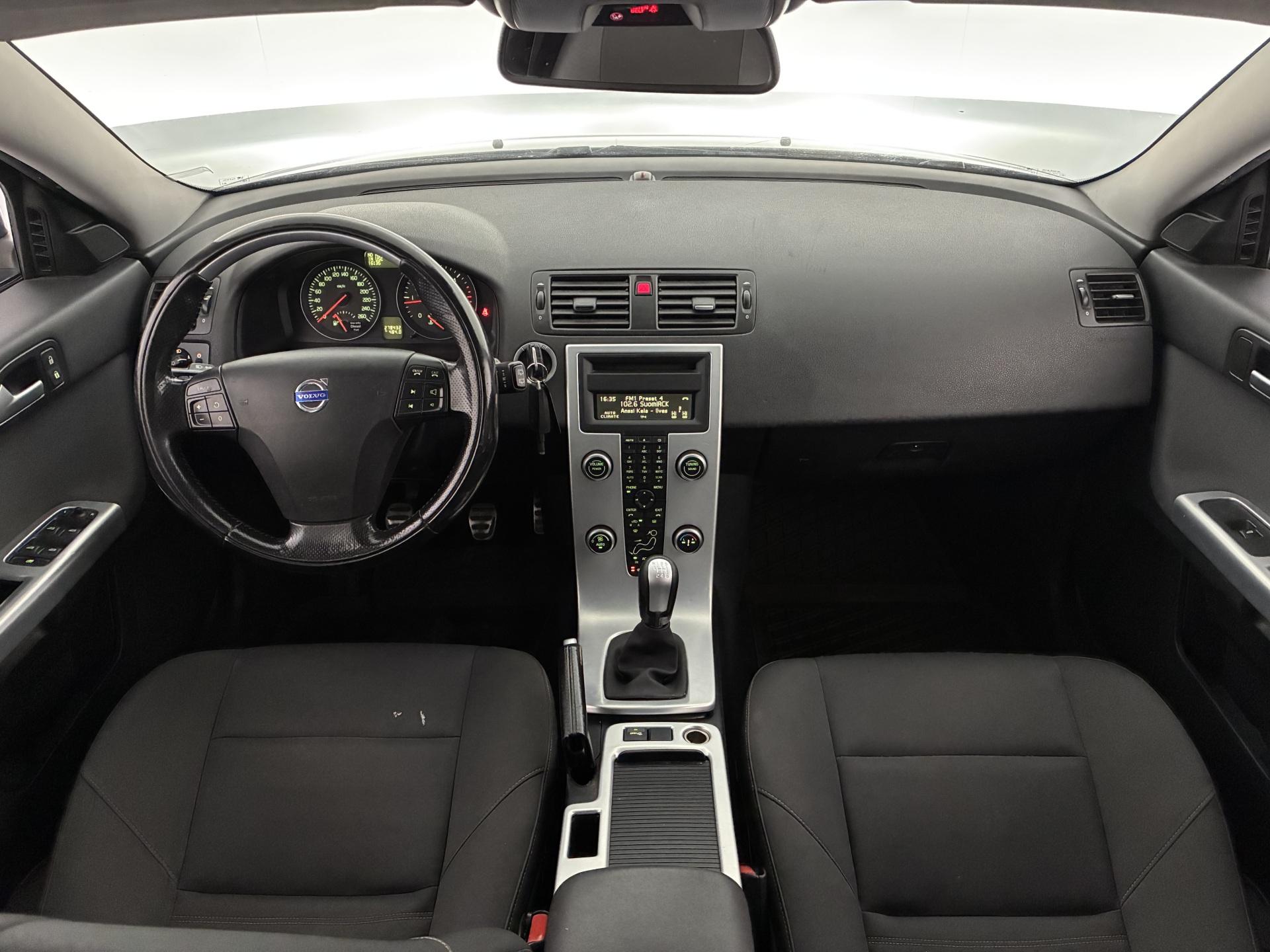 Volvo V50 1,6D DRIVe S/S Classic 2011, kuva 5/24