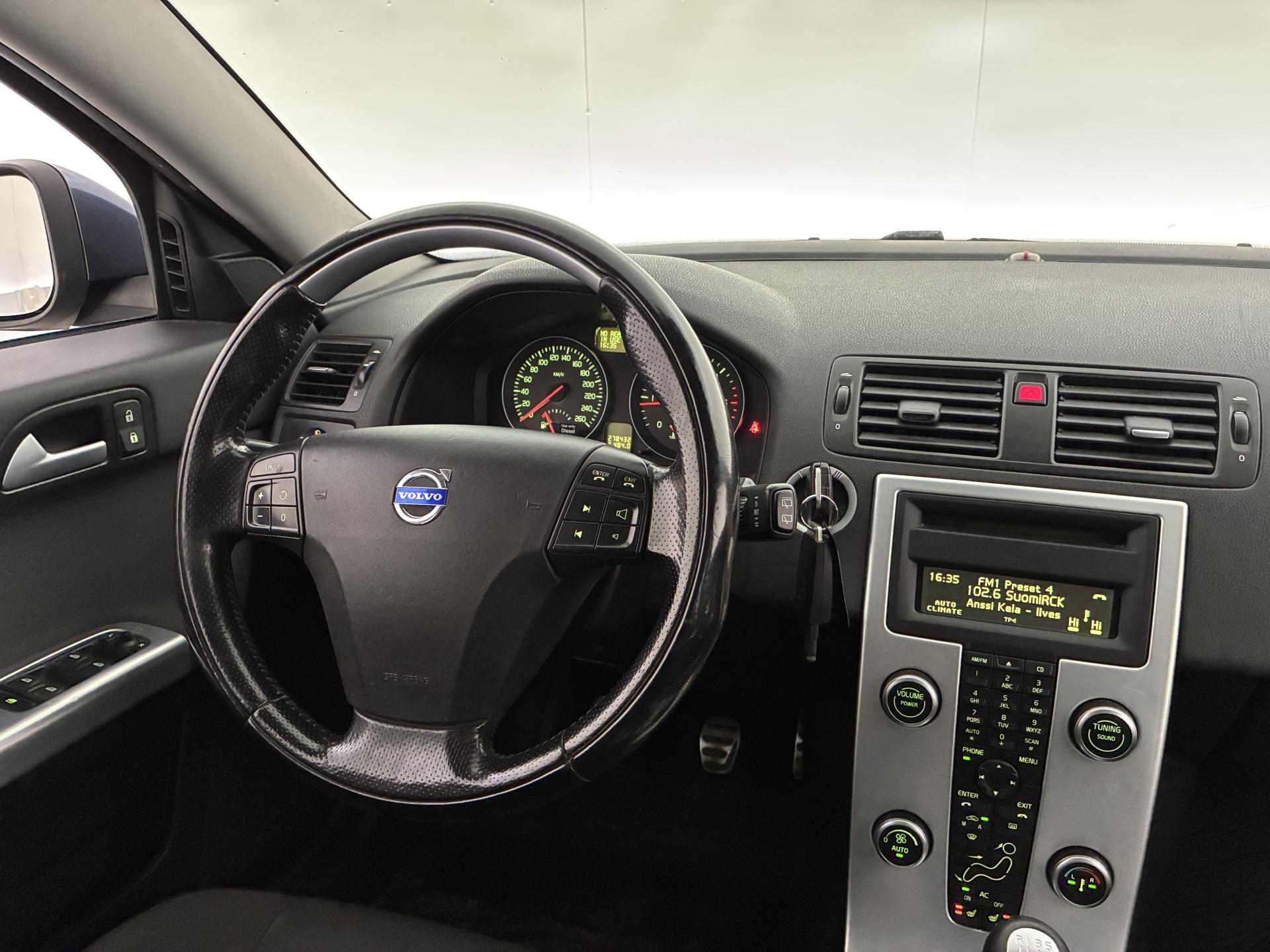 Volvo V50 1,6D DRIVe S/S Classic 2011, kuva 6/24