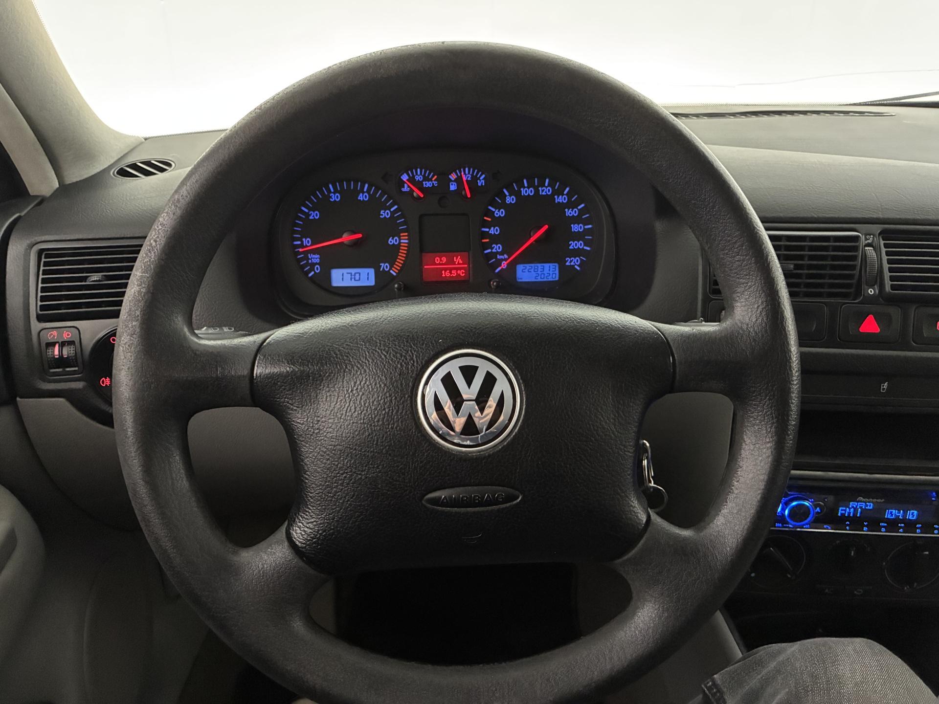 Volkswagen Golf 1.4 16V 2002, kuva 7/22