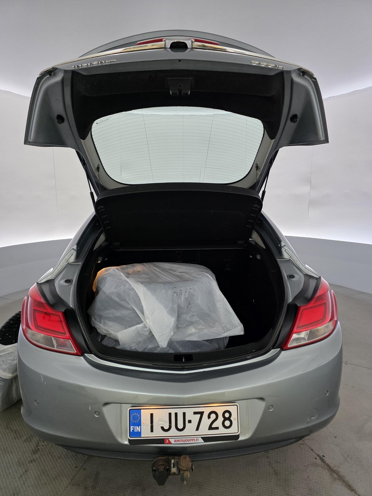 Opel Insignia 2011, kuva 7/24