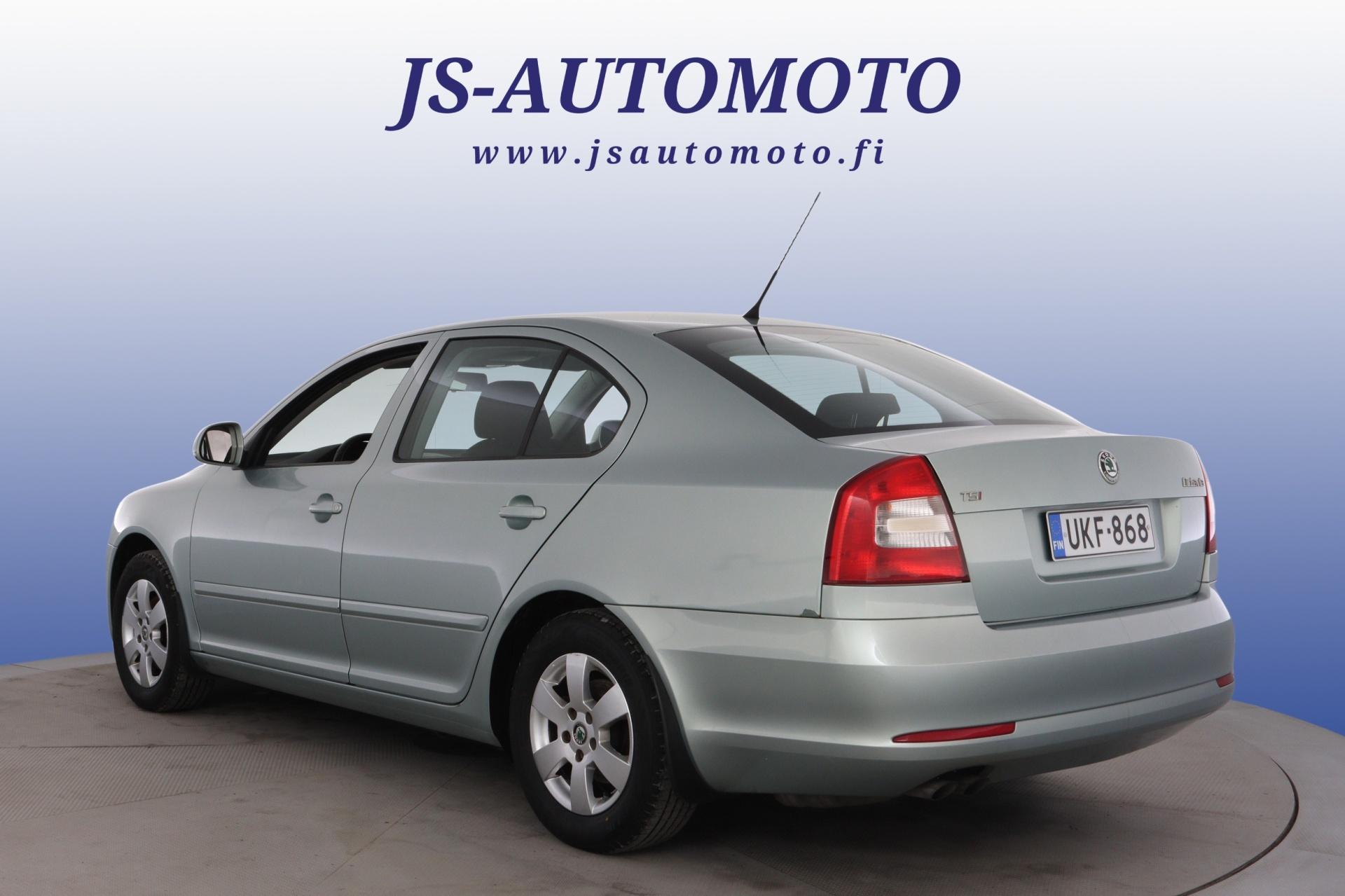 Skoda Octavia 1.8 TSI Ambiente 2010, kuva 4/24
