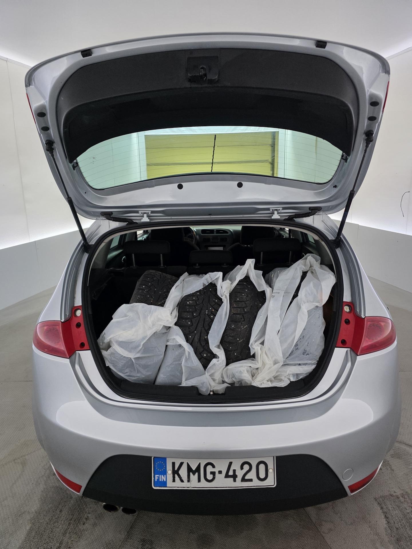 Seat Leon FR 2,0TDI 125kw man 2007, kuva 7/24