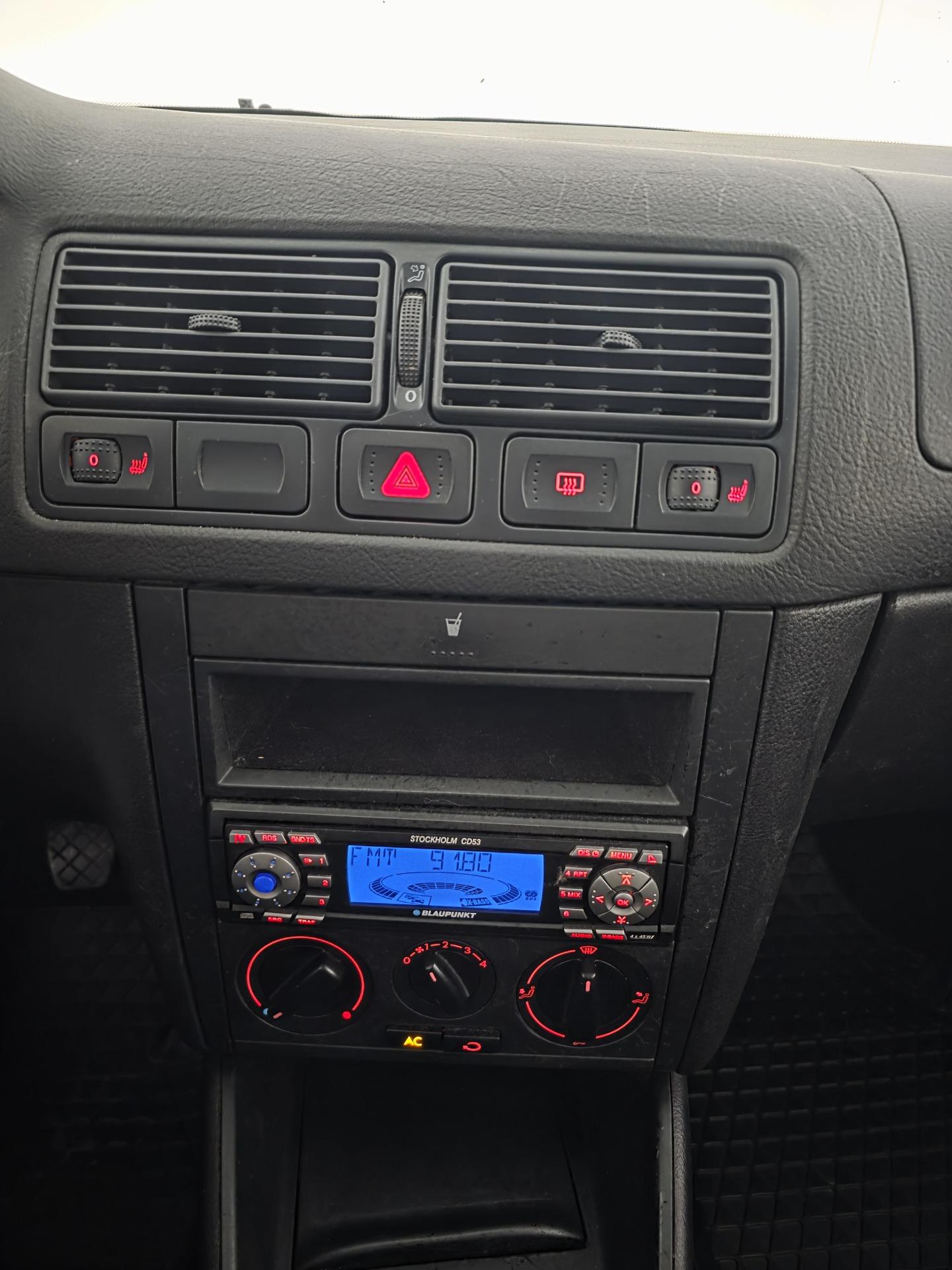 Volkswagen Golf 2003, photo 7/24