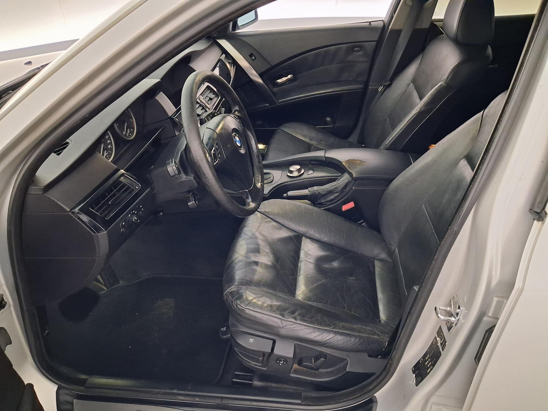 BMW 530 3.0 e60 Sedan 218hv Automaatti 2003, bild 7/23