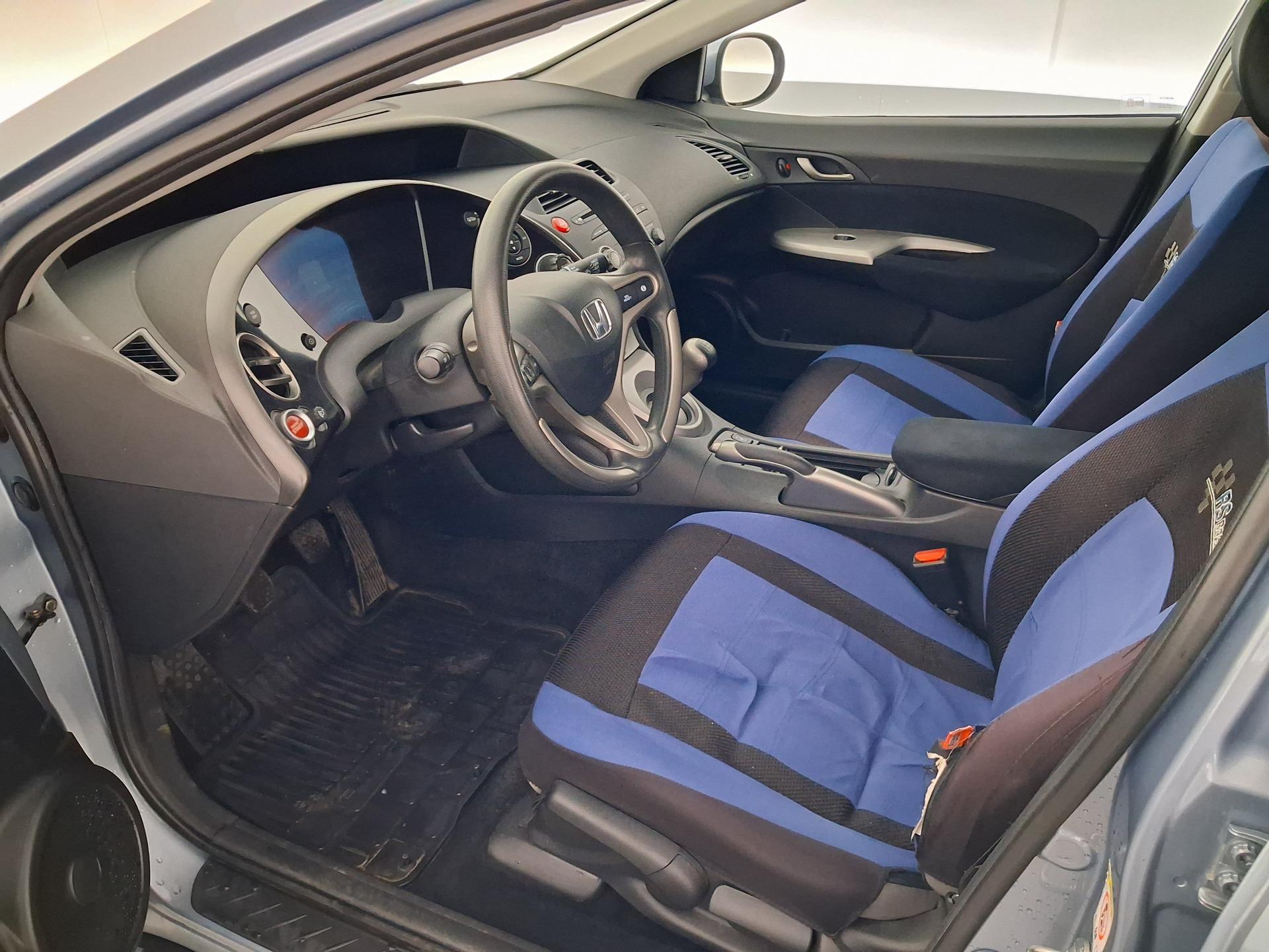Honda Civic 1.4 i-DSI Comfort Man 83hv 2007, bild 7/24