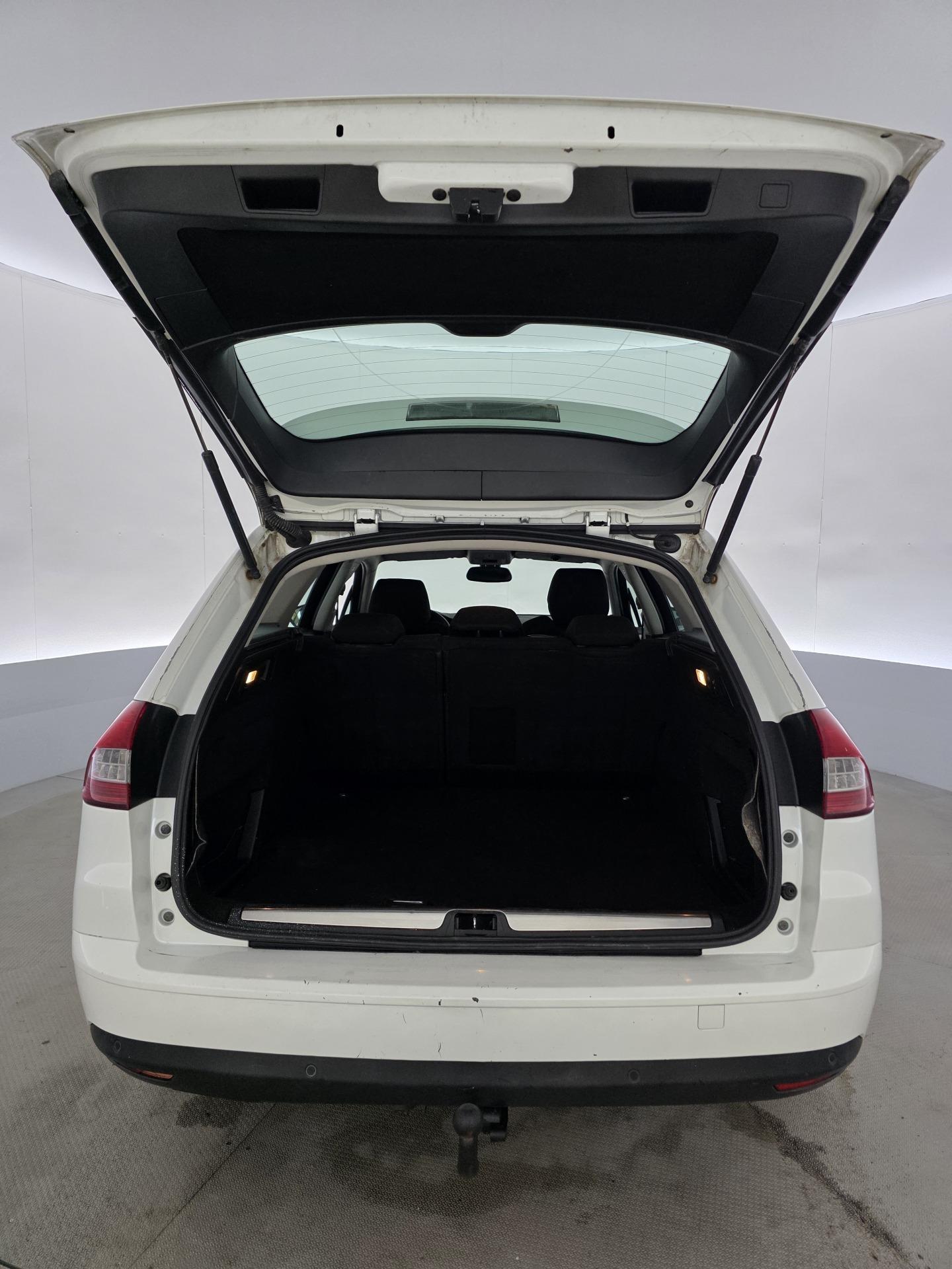 Citroen C5 HDi 140 Tourer Dynamic man 2013, photo 7/24
