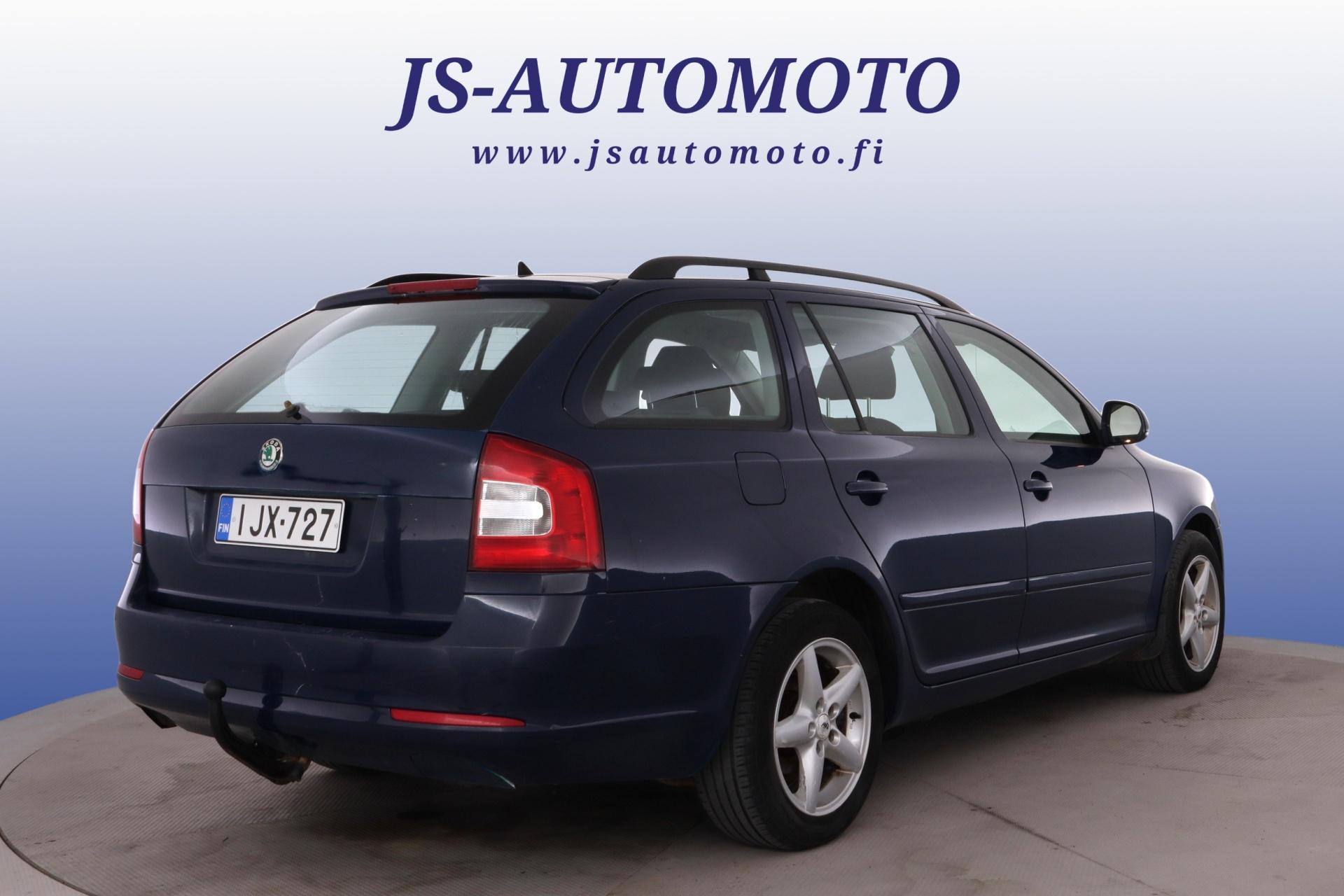 Skoda Octavia 1.6 TDI Elegance 2011, bild 3/24